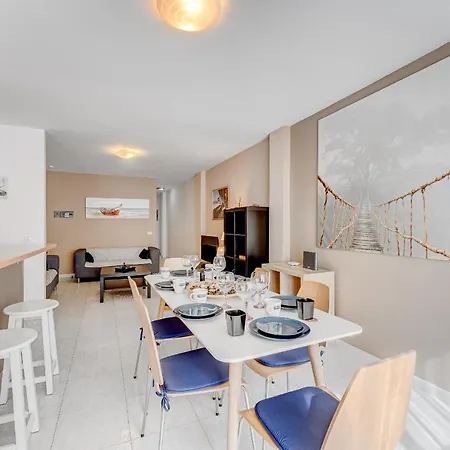 100m To A Spacious Apartm Appartement *