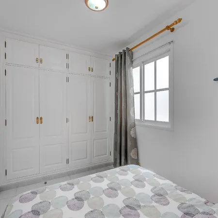 100m To A Spacious Apartm פלאייה דה סאן חואן