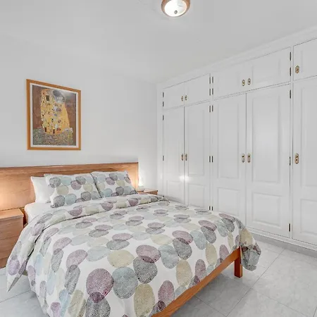 100m To A Spacious Apartm * Playa de San Juan (Tenerife)