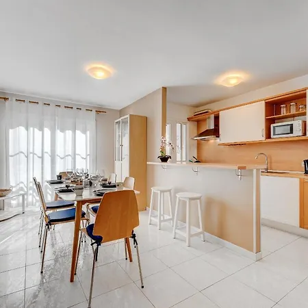 100m To A Spacious Apartm * פלאייה דה סאן חואן
